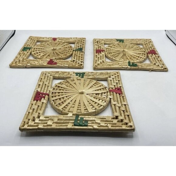 Vintage Hot Pad Trivets Set Of 3 Woven Wicker Straw Rattan Raffia Square 7” X 7” - Picture 3 of 8
